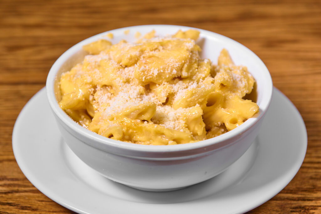 MAC & CHEESE (1)