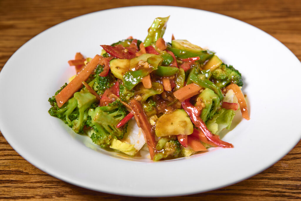 ORIENTAL THAI PEANUT SALAD