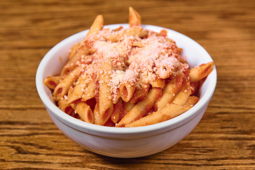 PASTA WITH TOMATO SAUCE